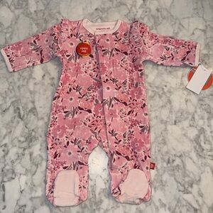 NWT Magnetic Me Pink and Purple Floral Ruffle Velour Footie 0/3M